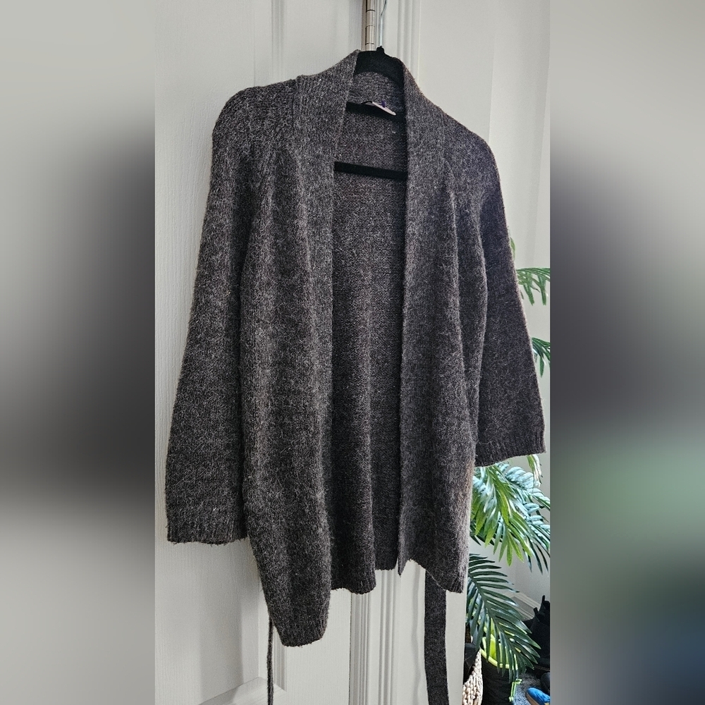 Vero Moda Fuzzy Cozy Gray Women's Sweater